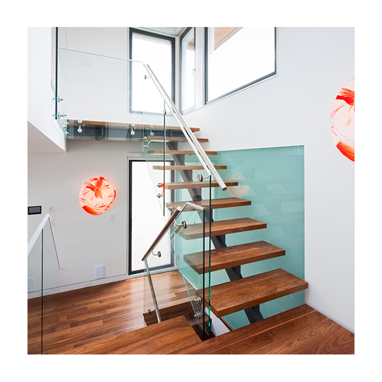 住宅用ガラス手すり階段デザイン
