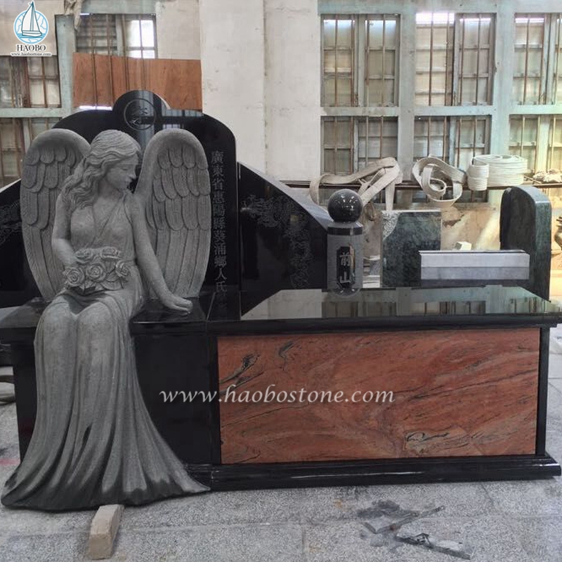 天使像とインド黒御影石記念碑のベンチ
